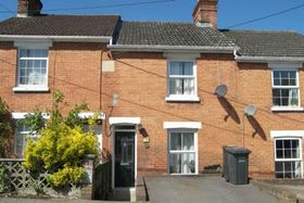 2 bedroom Terraced t...